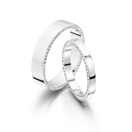 Wedding band diamonds on on sale side